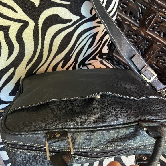 Kenneth Vole Reaction Bag Satchel New - Picture 6 of 7